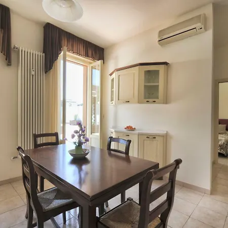 Apartment Ur-nest Sacco